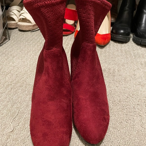 Maroon Booties - Picture 2 of 3
